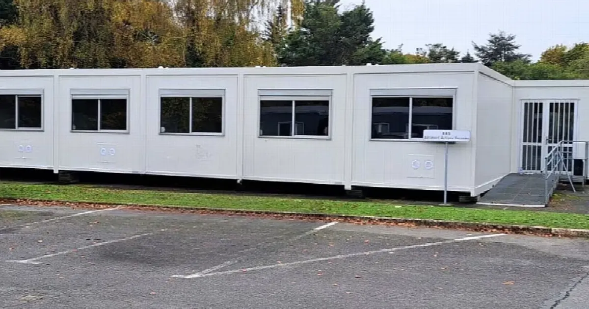 Bâtiment modulaire pour commune — guide mairies et collectivités