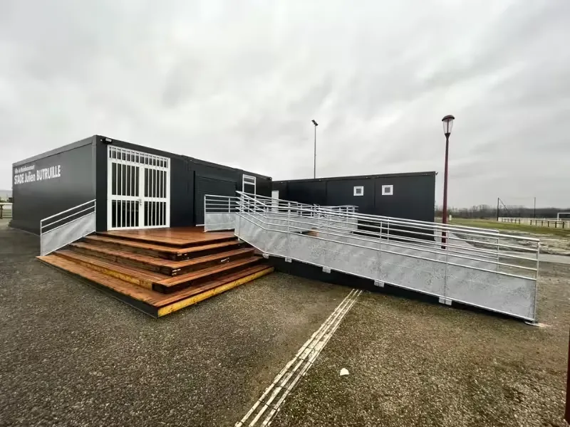 Club House vestiaire sportif Raimbeaucourt